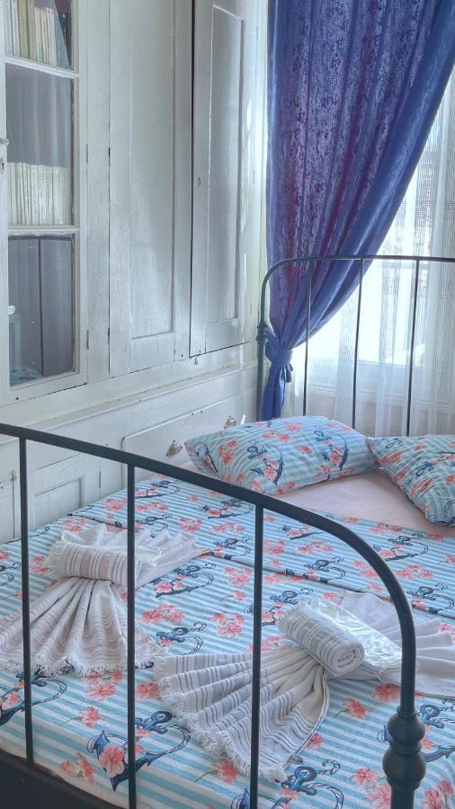 Eolya Konuk Evi Ayvalı Exterior foto